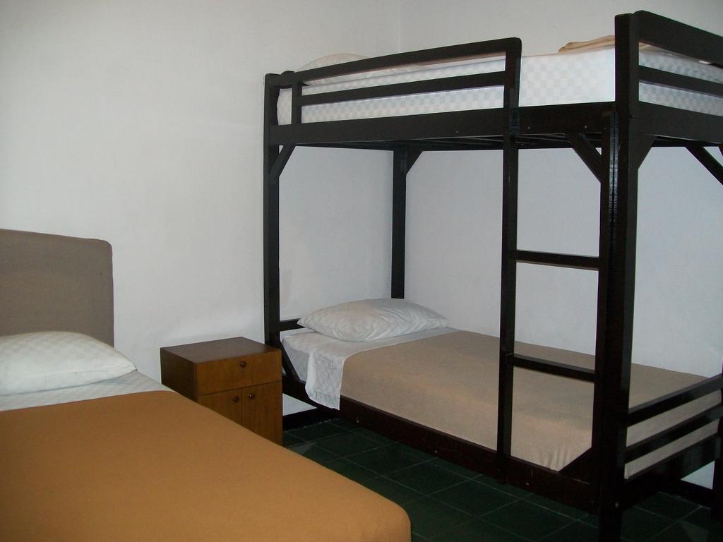 Krowi Inn Surabaya Camera foto